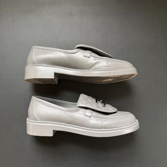 Turnlock Chanel Loafer in Grey - Picture 5 of 7